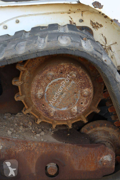 Shovel Bobcat
