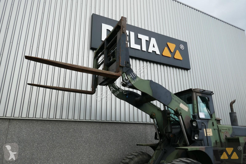 Shovel Komatsu 540 Ex-army