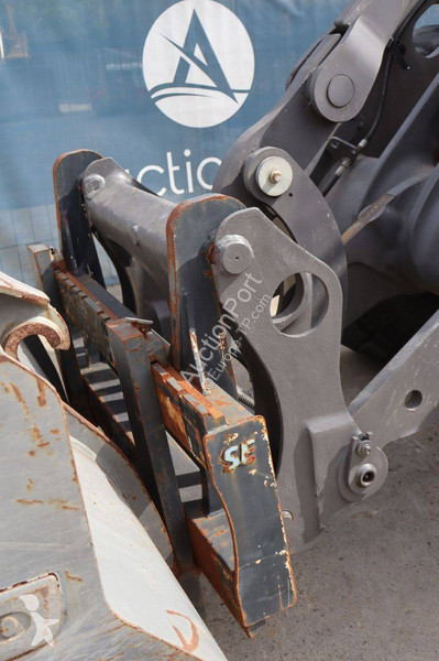 Shovel Volvo L60H