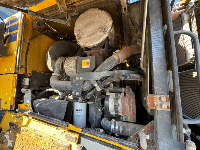 Nakladač Komatsu