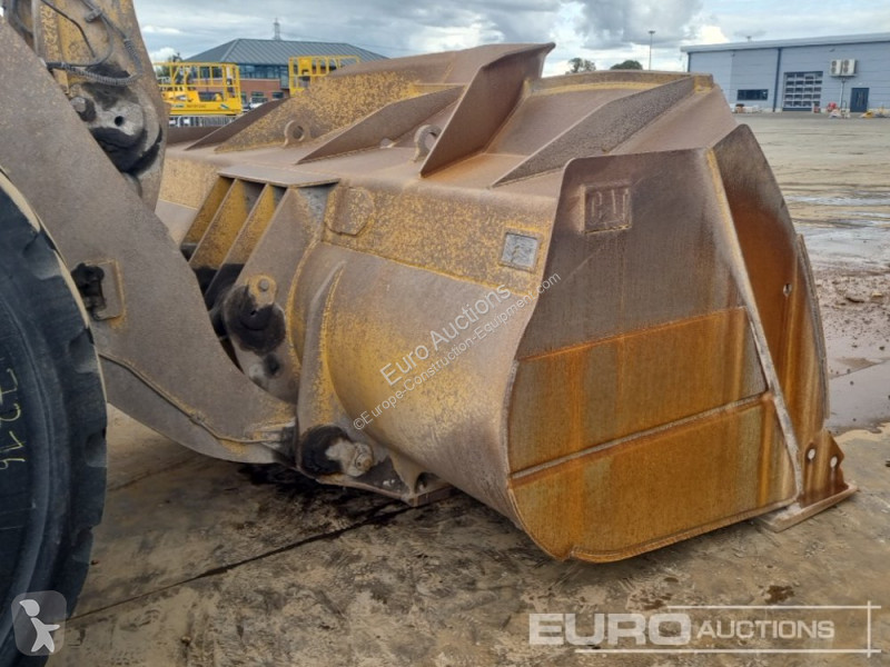 Nakladač Caterpillar 980M