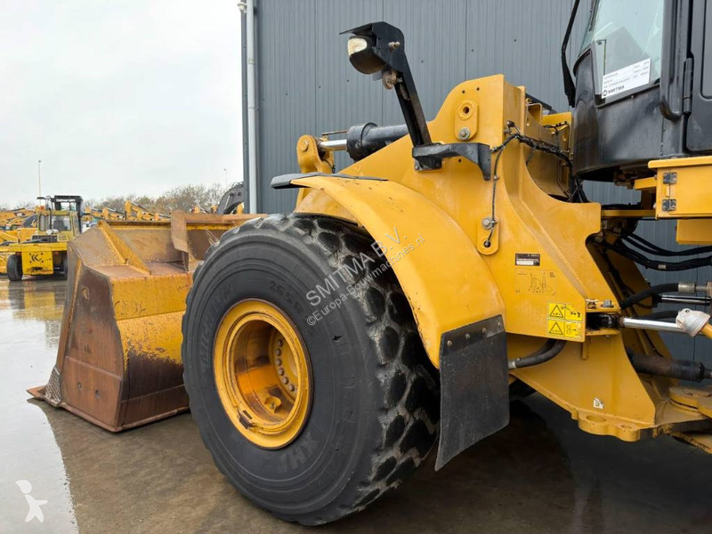 Nakladač Caterpillar 966M XE