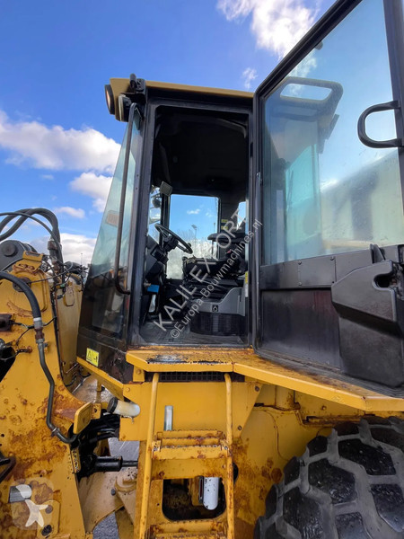 مُحمّلة Caterpillar Wheel Loader Bucket Problem...
