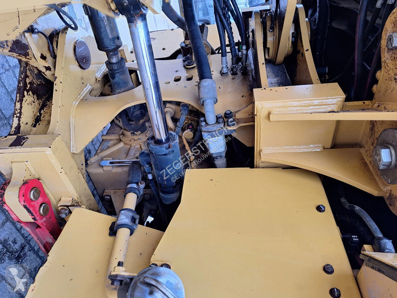 Nakladač Caterpillar 950M EPA