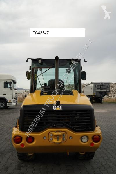 Nakladač Caterpillar 906M