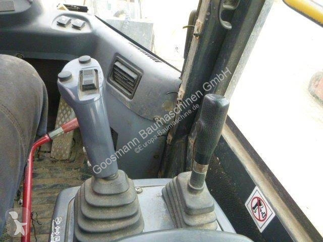 مُحمّلة Komatsu 3205