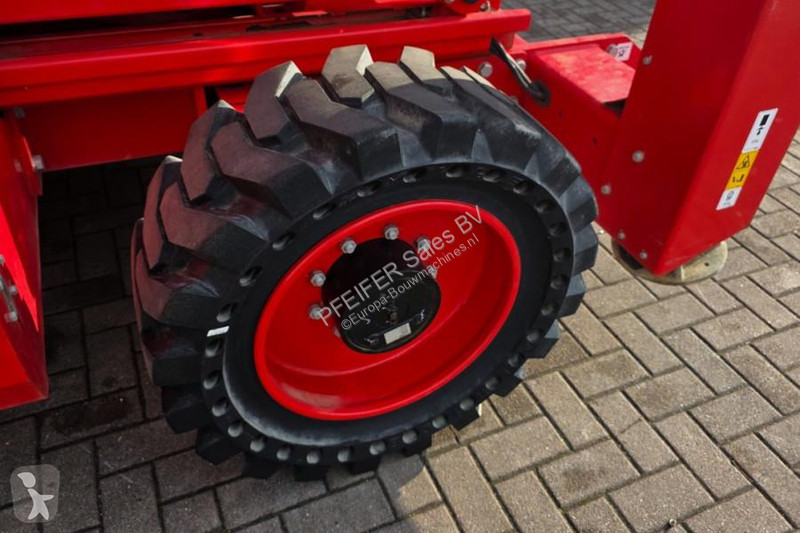 Vysokozdvižná plošina  SR1623D Diesel 4x4...