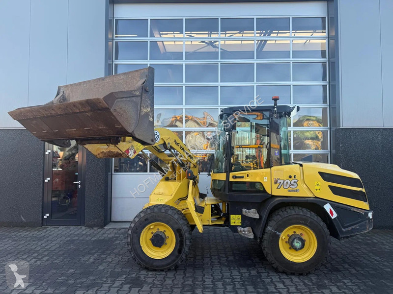 Nakladač Yanmar V70S