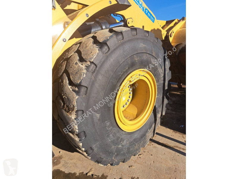Nakladač Caterpillar 972