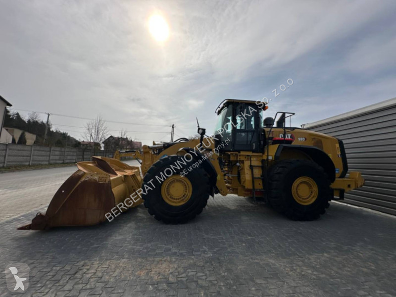 Nakladač Caterpillar 980