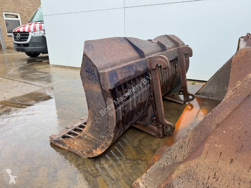 مُحمّلة Volvo 4400 - 3rd Function / 2 Buckets...