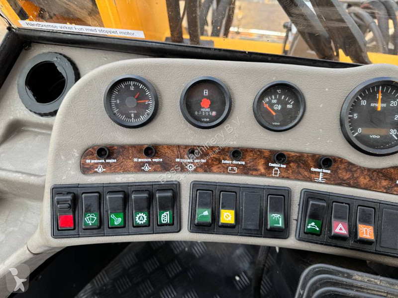 Nakladač  L18 - 4rd Function / CDC Steering