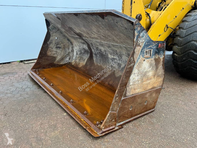 مُحمّلة Caterpillar - German Machine /...