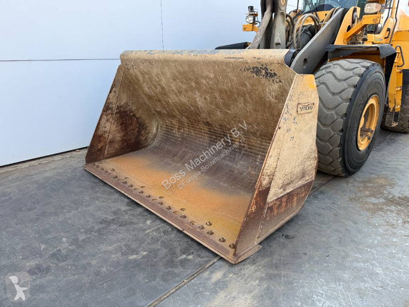 مُحمّلة Volvo - Automatic Greasing / Camera