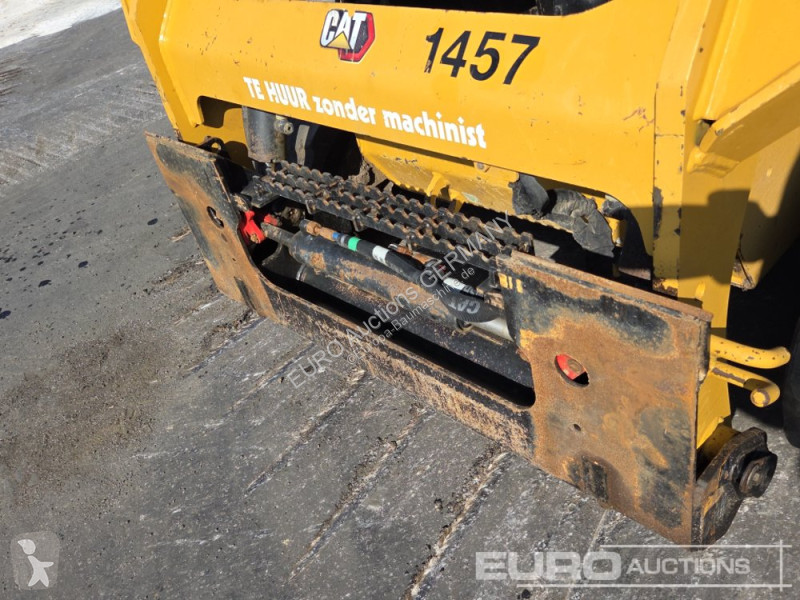 Pala Caterpillar 239D3