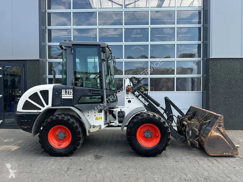 Nakladač Bobcat D