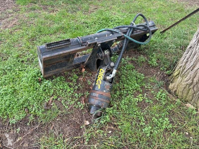 Nakladač Bobcat + 6 ACCESSOIRES