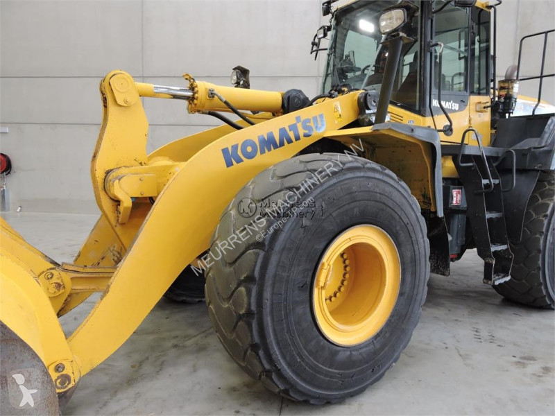 Nakladač Komatsu