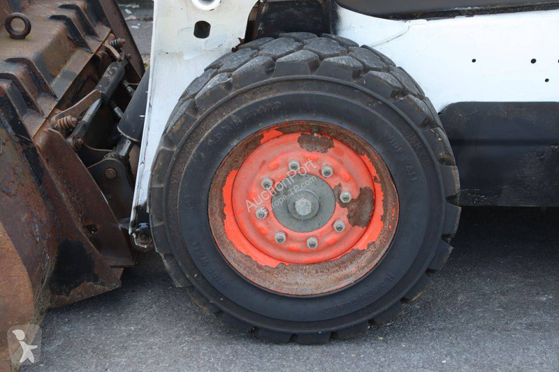مُحمّلة Bobcat S590