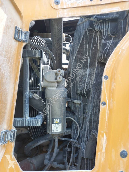 Nakladač Caterpillar 980 (EXW - Abu Dhabi)