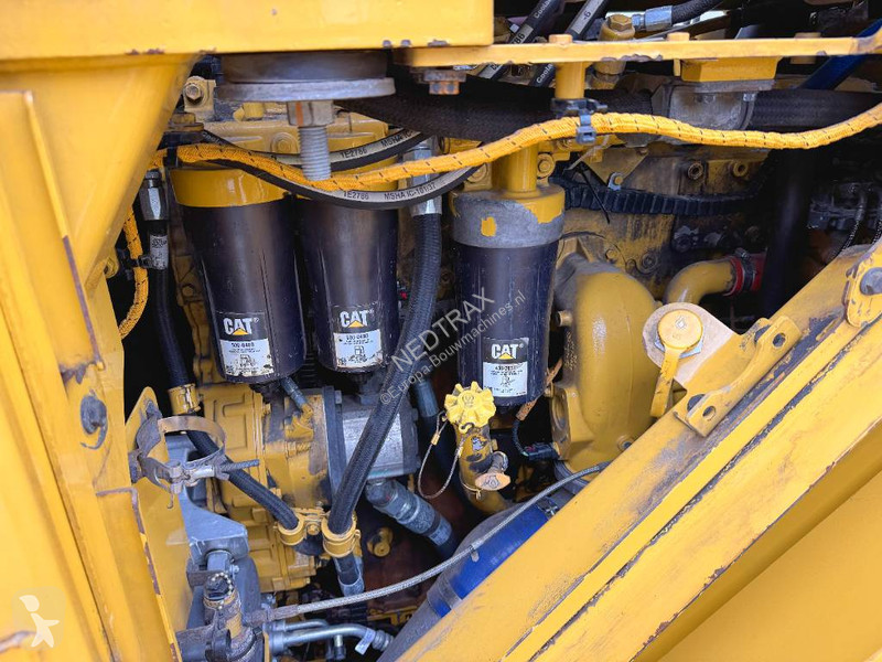 Nakladač Caterpillar 988 K 2018