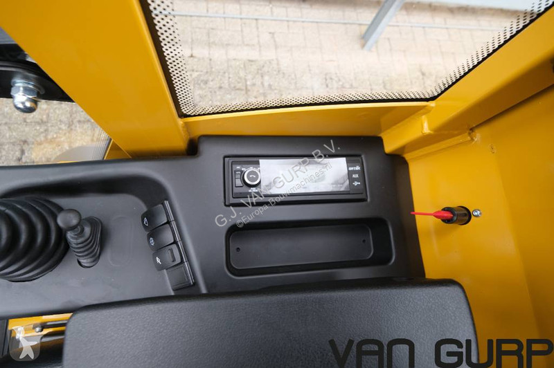 Chargeuse Eurotrac CS | 2026 | Euro Giant |