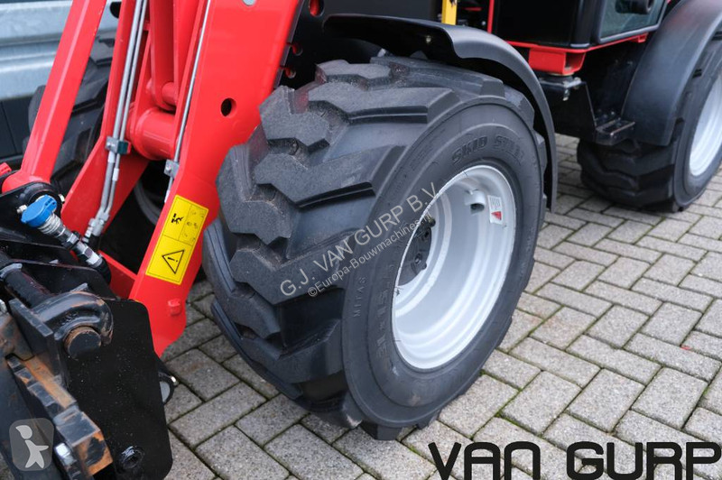 Nakladač Manitou MLA3-35H