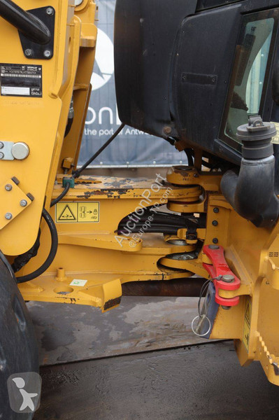 Pala cargadora Caterpillar 907M