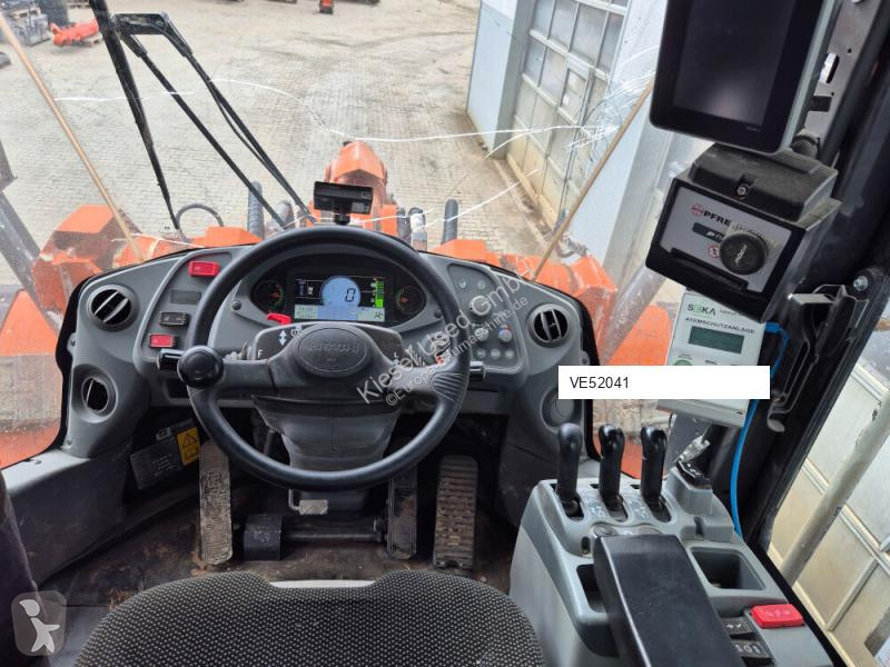 Pala cargadora Hitachi 6