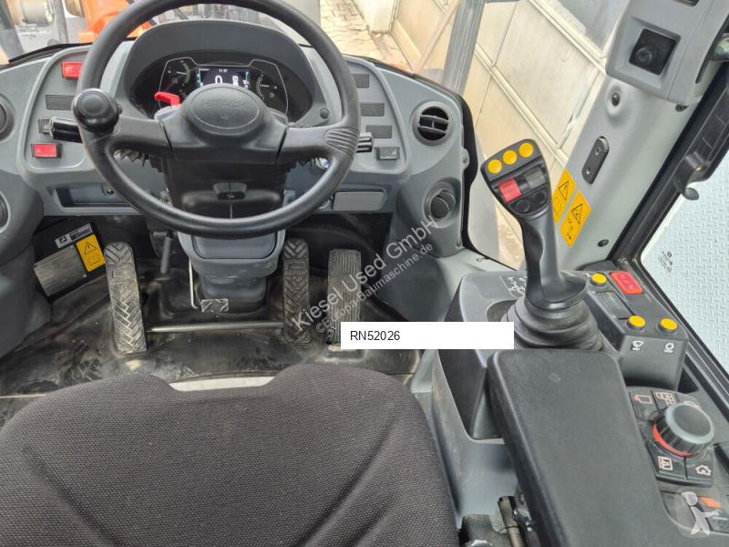 Chargeuse Hitachi 7 High Lift