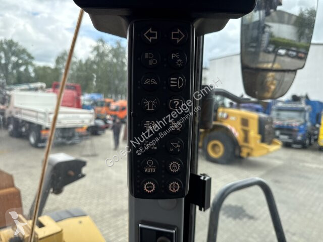 Pala cargadora Caterpillar 962M Radlader 20,2...