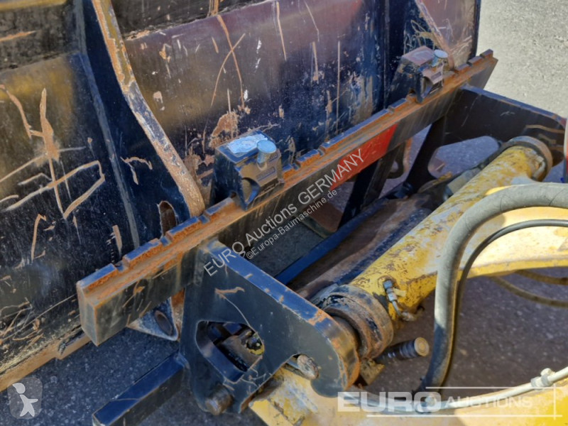 Chargeuse Caterpillar 908M