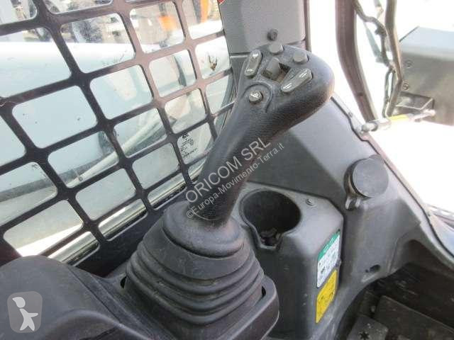 Pala cargadora Bobcat S76