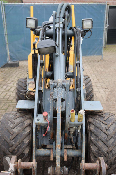 Chargeuse Giant D262SW