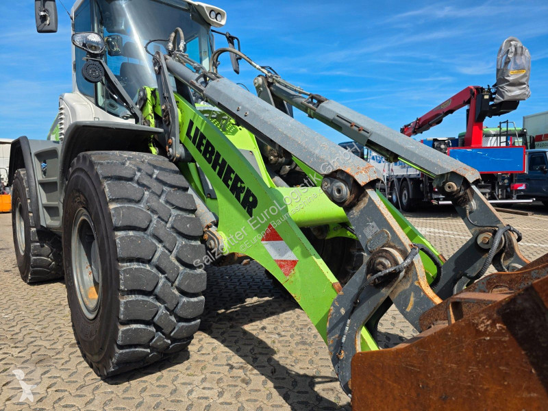 Pala cargadora Liebherr L526 | 9.504h | 2018