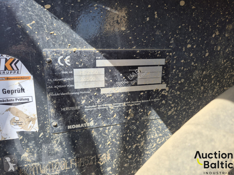 Товарач Komatsu 7
