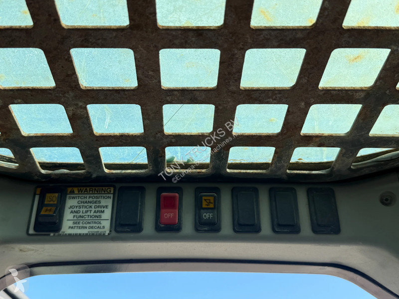 Chargeuse Bobcat SKIDSTEER Closed Cabine High...