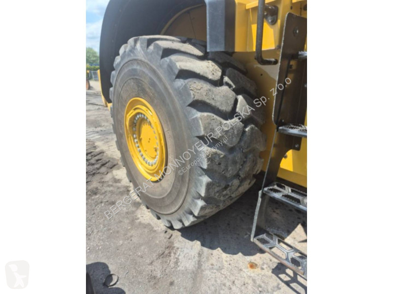 Pá carregadora Caterpillar 980-14XE