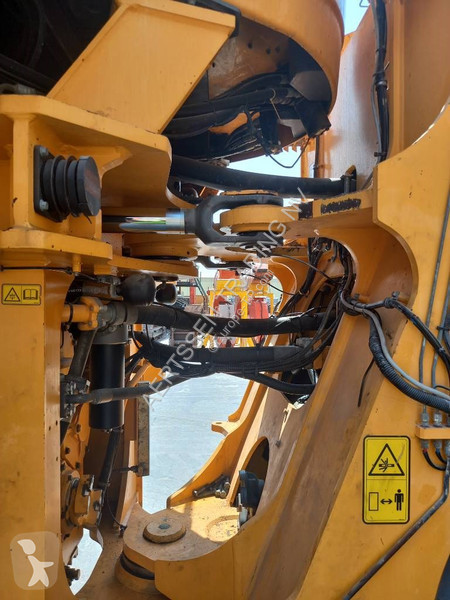 مُحمّلة Volvo L350H (EXW - Abu Dhabi)