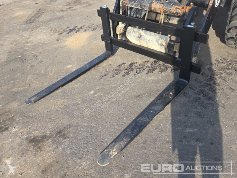 Lastare JCB 409