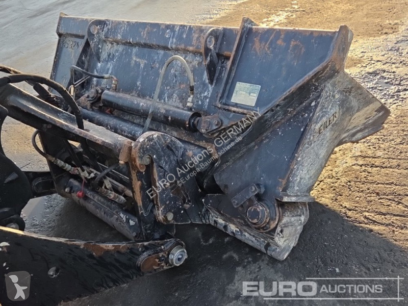 Incarcator JCB 409