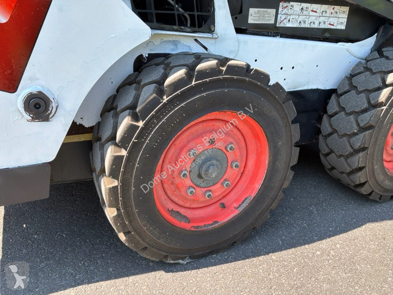 Pá carregadora Bobcat S590