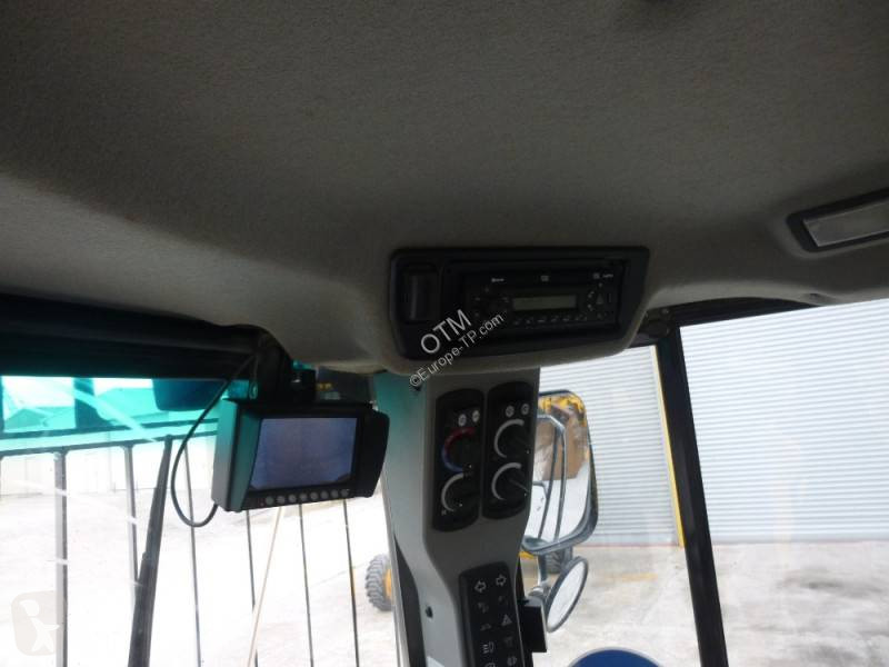 Pá carregadora Caterpillar