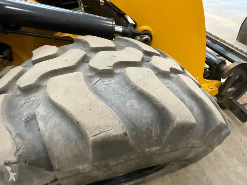 Pala cargadora Kubota R 090