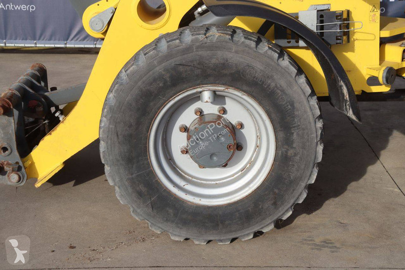 Chargeuse Neuson WL54