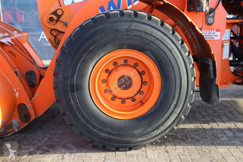 مُحمّلة Fiat Kobelco W170