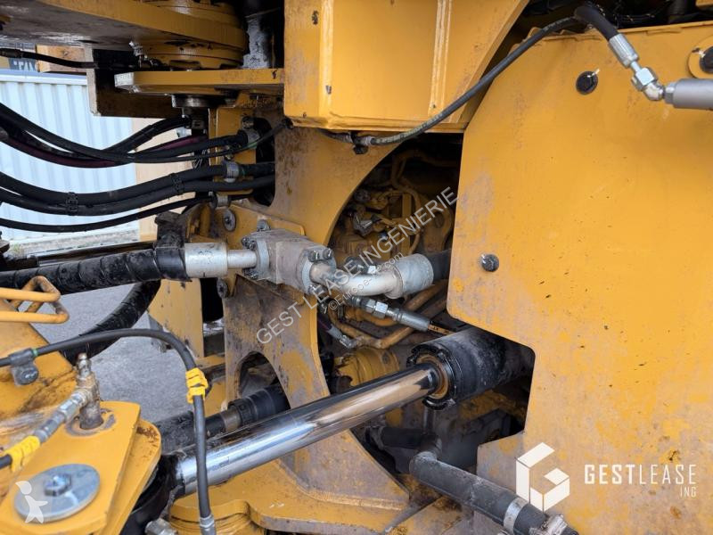 مُحمّلة Caterpillar  972M