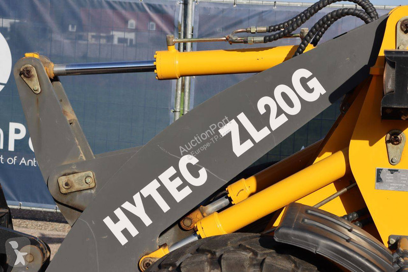 Pá carregadora Hytec ZL20G