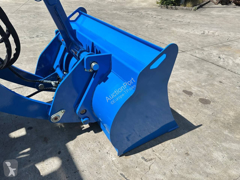 Pá carregadora Rippa RB06