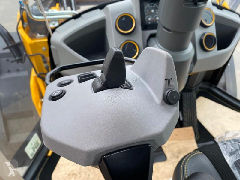 Shovel JCB S Agri High Lift 282 CV